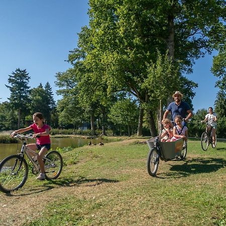 Appartements Les Ormes Epiniac Bagian luar foto