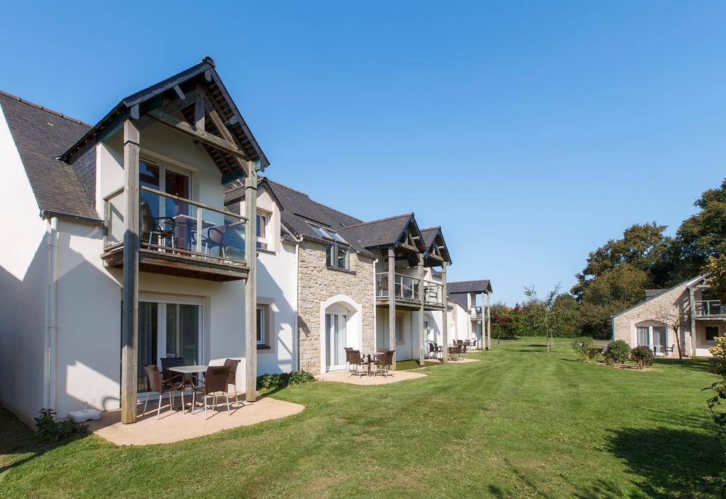 Appartements Les Ormes Epiniac Bagian luar foto
